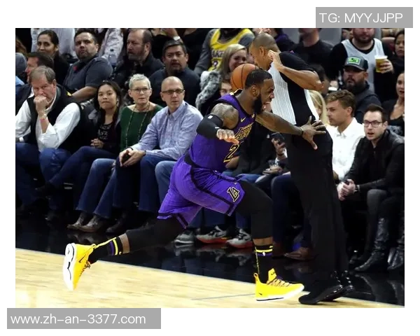 12月13日湖人与马刺精彩对决录像回放全程回顾与分析